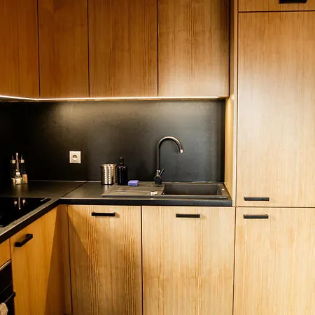 Mietowa Osada Czerwienne * Ciche (Nowy Targ)