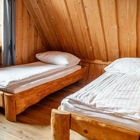 Mietowa Osada Czerwienne Ciche (Nowy Targ)