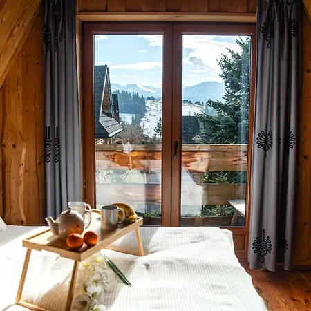 Mietowa Osada Czerwienne Ferienhaus