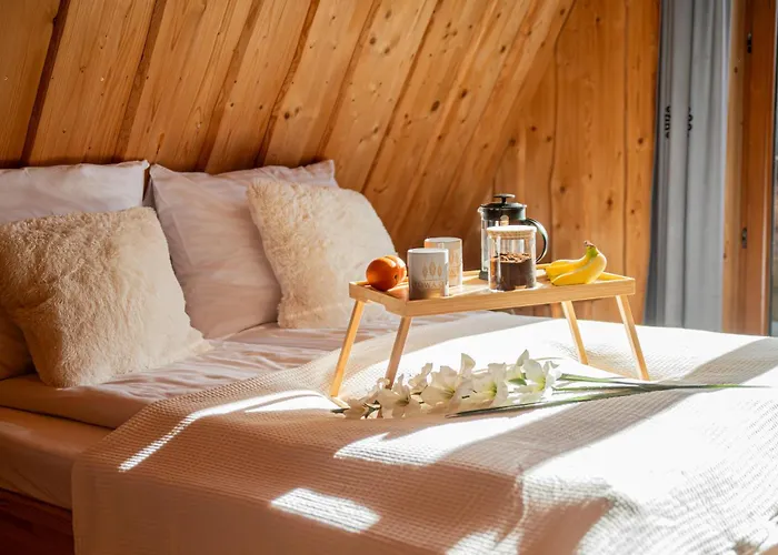 Mietowa Osada Czerwienne * Ciche (Nowy Targ)