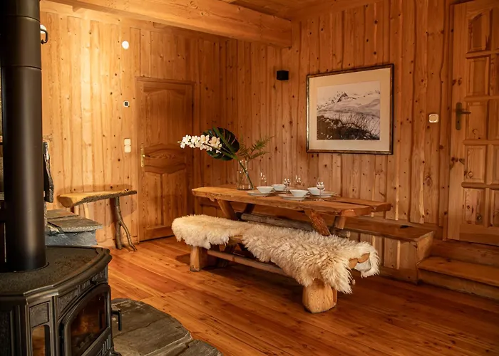 Mietowa Osada Czerwienne Ciche (Nowy Targ)